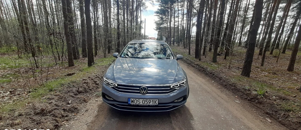 Volkswagen Passat cena 143000 przebieg: 16600, rok produkcji 2023 z Górowo Iławeckie małe 154